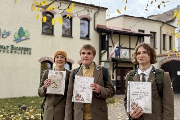 Europejski Dzień Języków Obcych w Tucholi: Kiedy sala audytoryjna staje się Europą, a leśnicy zamieniają się w… Hiszpanów, Włochów i Greków!